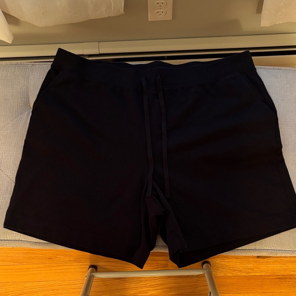 Karen Scott Women's Black Athletic Shorts